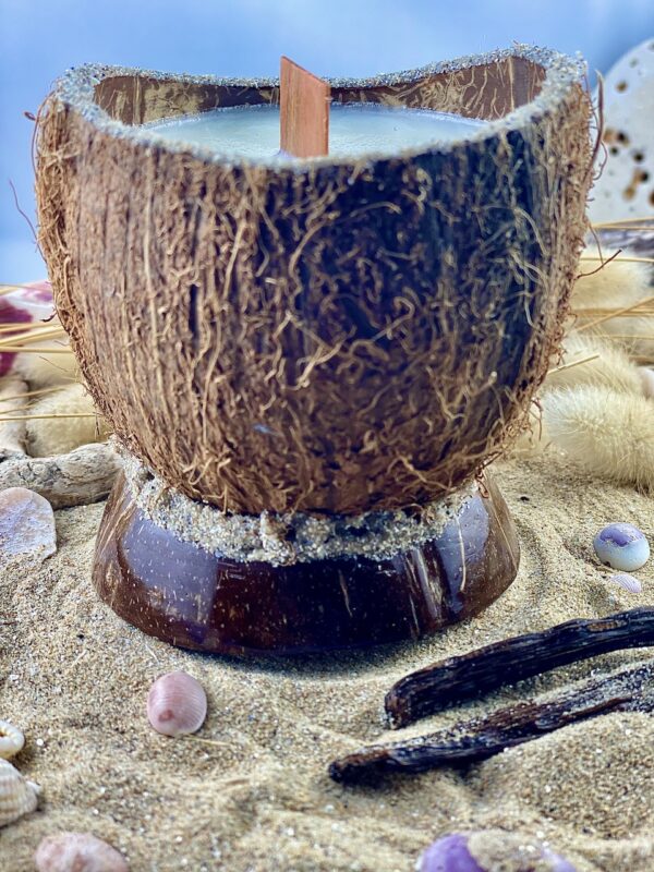 Bougie Artisanale à la Vanille de Madagascar - Bougie noix de coco