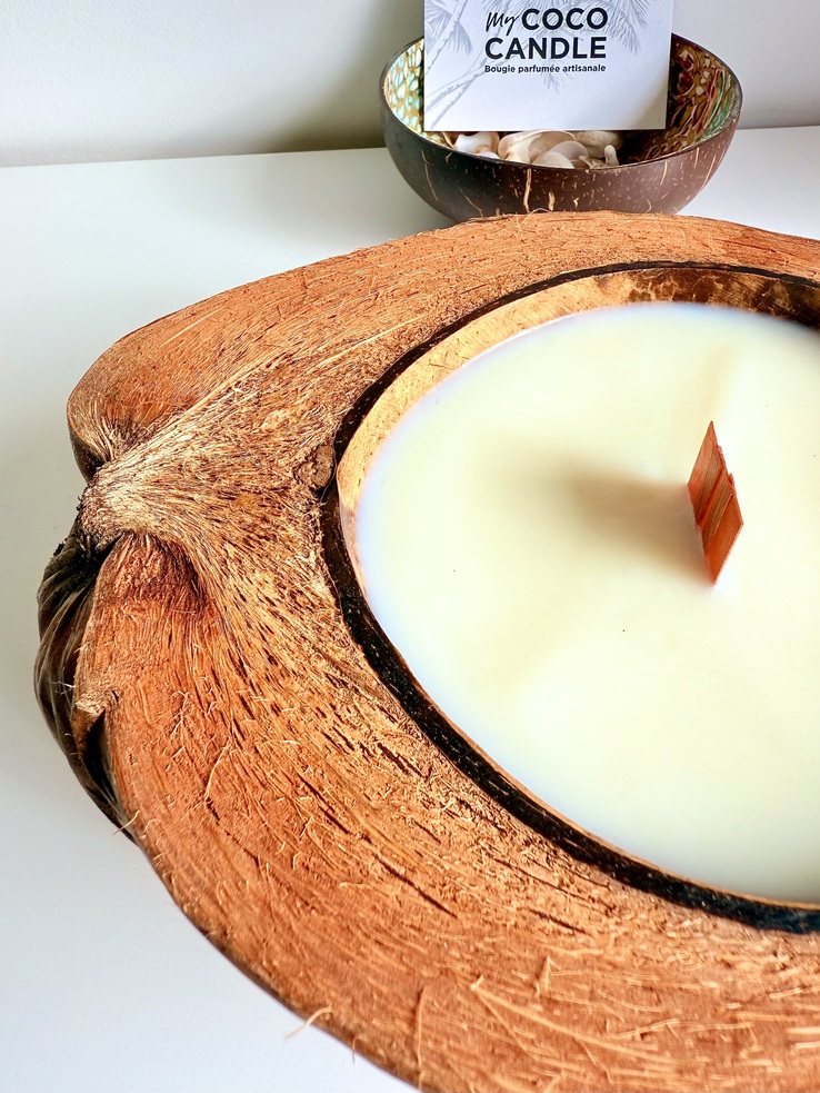 Lot De 2 Bols En Noix De Coco Assortis + 1 Bougie Parfumée - Collection Noya Noix De Coco