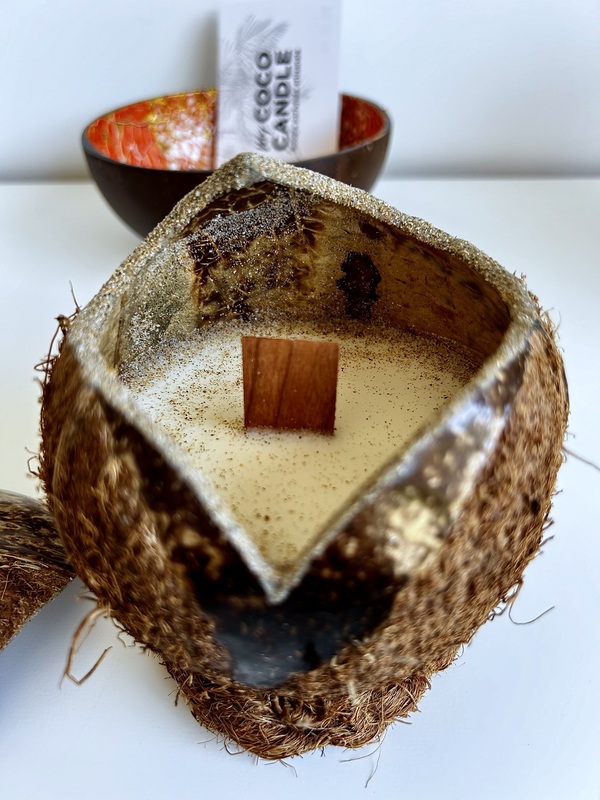 Bougie Tropicale dans Noix de Coco