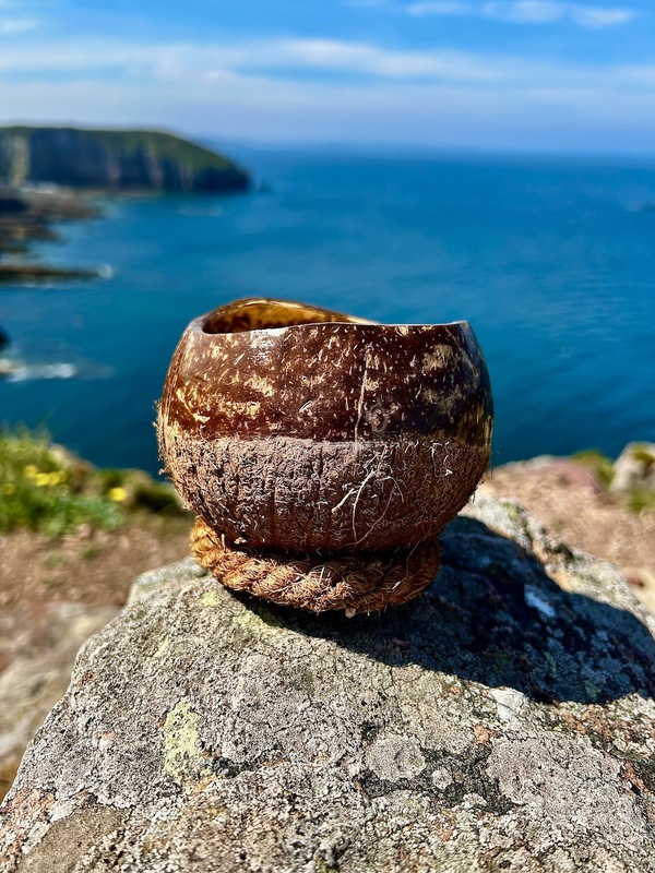 Bougie Végétale dans une Noix de Coco