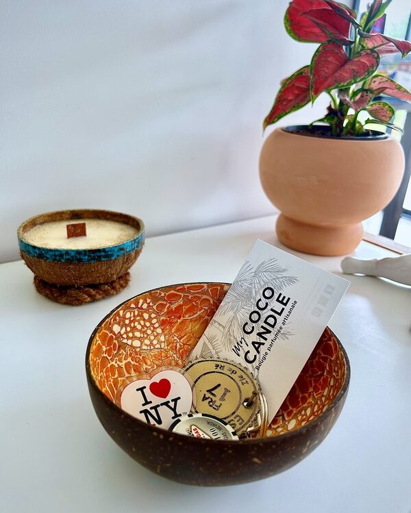 Vide Poche Artisanal en Noix de Coco