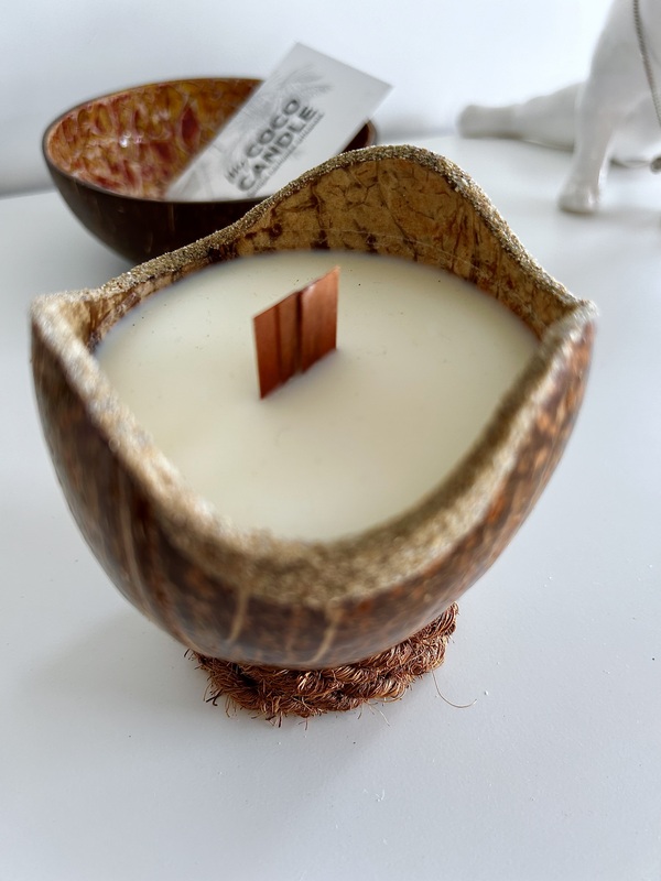 Bougie Eco-Friendly dans Noix de Coco