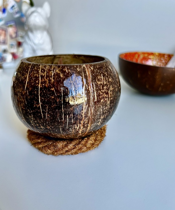 bougie artisanale à la cire végétale dans Noix de Coco naturelle - My Coco Candle