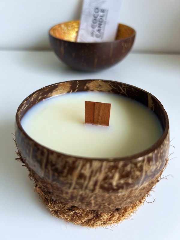 Bougie Artisanale dans une Coque de Noix de Coco - My Coco Candle