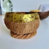 Bougie Parfumée dans une Noix de Coco : Un Cadeau Unique