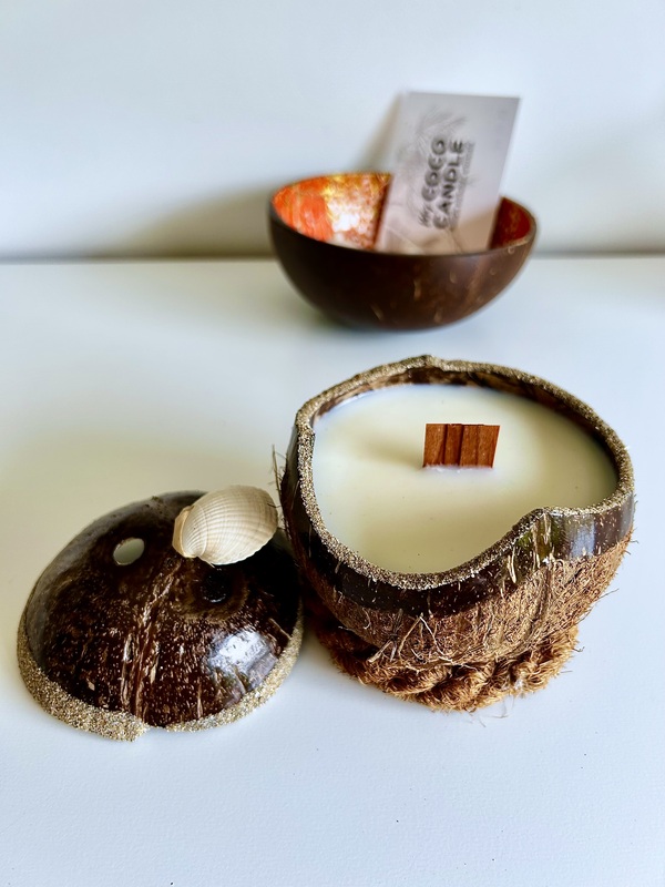 Bougie Naturelle dans Coque de Noix de Coco