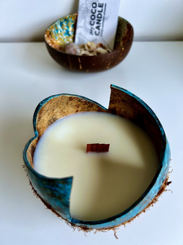 bougie exotique dans une coque de Noix de Coco - My Coco Candle