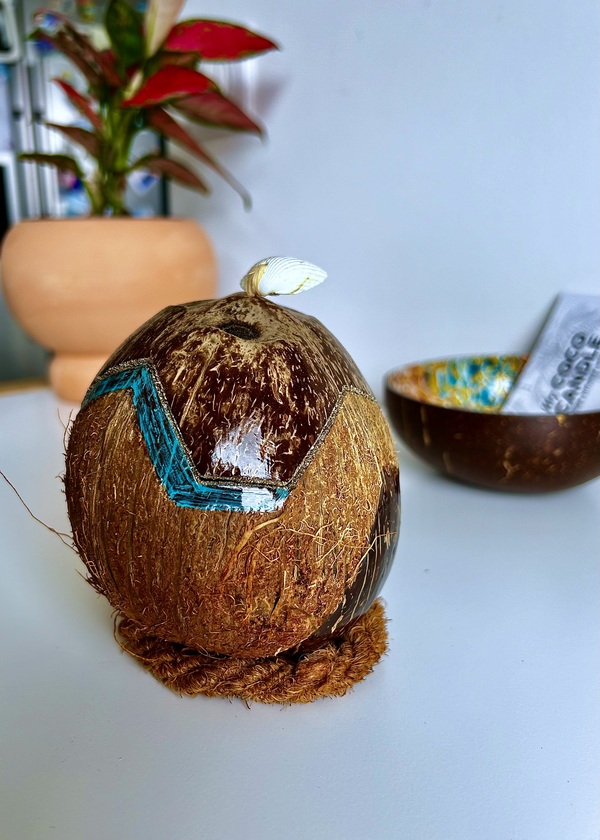 bougie tropicale dans une noix de coco - My Coco Candle