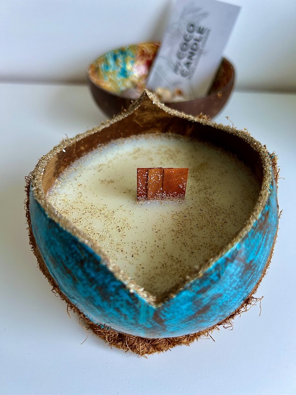 Bougie à la Vanille dans une Noix de Coco - My Coco Candle