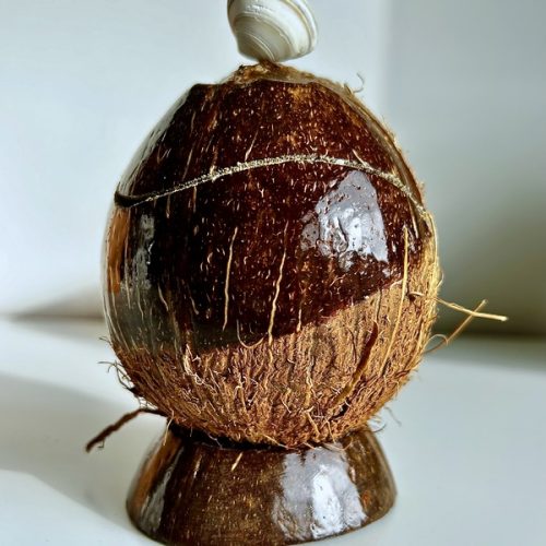 Bougie Artisanale dans une Noix de Coco au Monoï