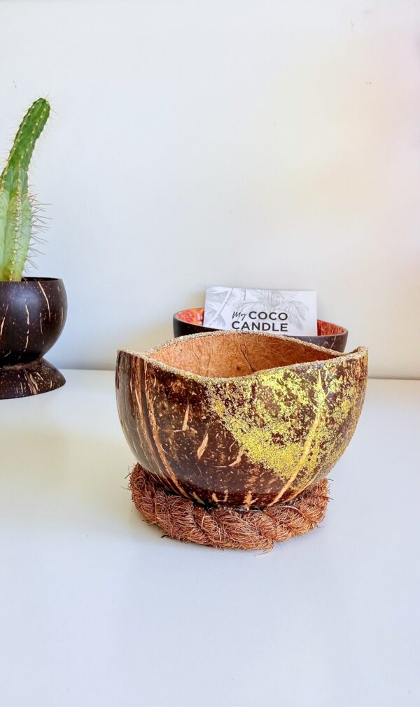 bougie noix de coco polie dorée - My Coco Candle